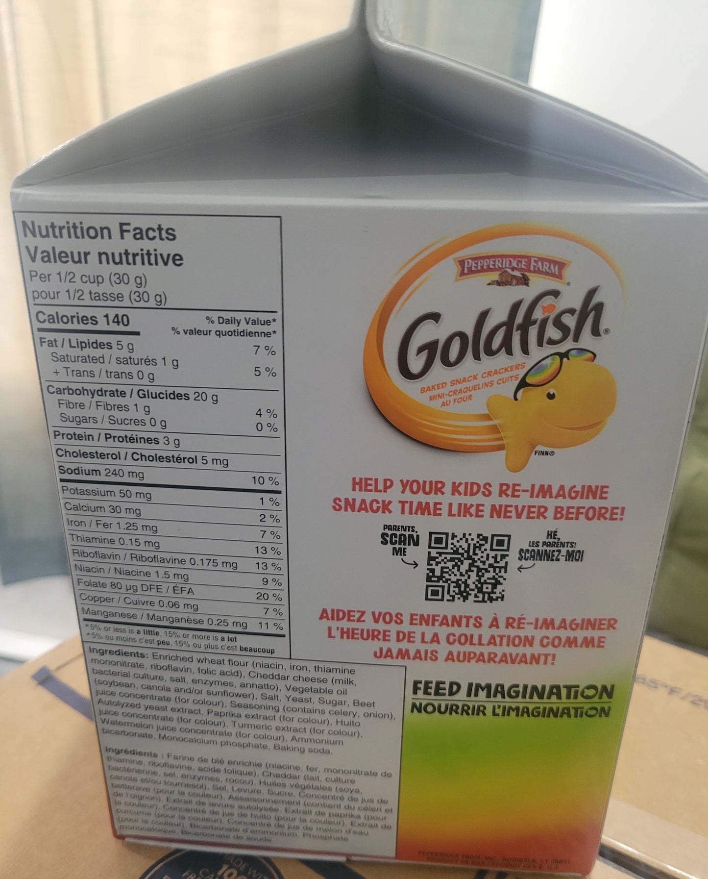 Goldfish Colours Crackers Family Size 750g – Craquelins colorés saveur cheddar